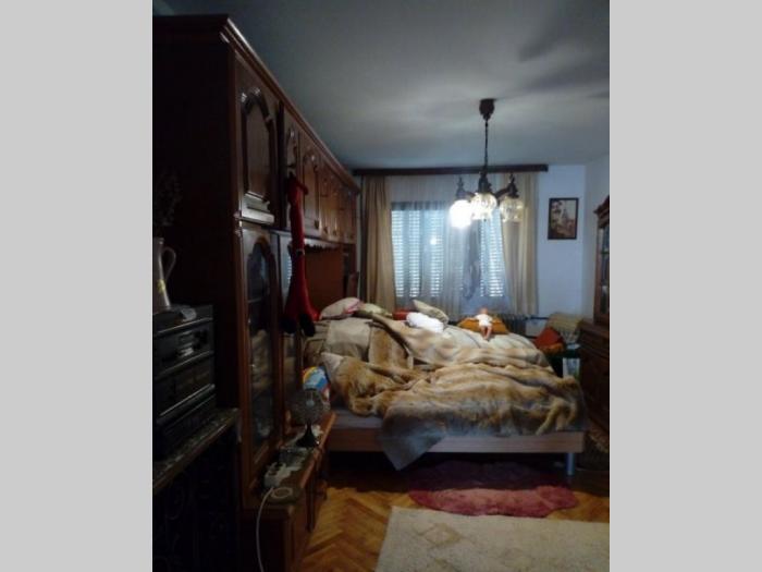 luksuzna kuća na umčarima beograd besplatni mali oglasi
