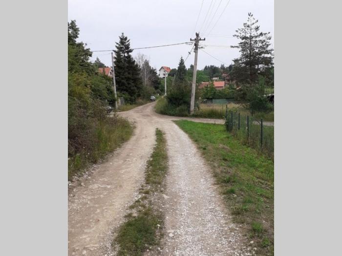 plac na trešnji prodaja besplatni mali oglasi