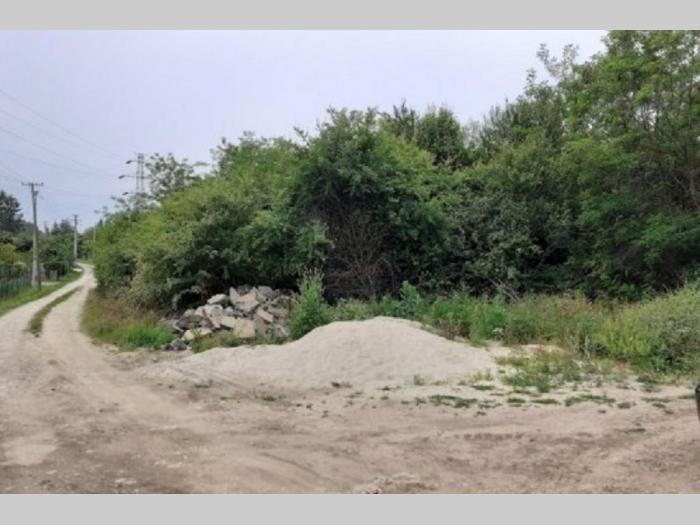 plac na trešnji prodaja besplatni mali oglasi