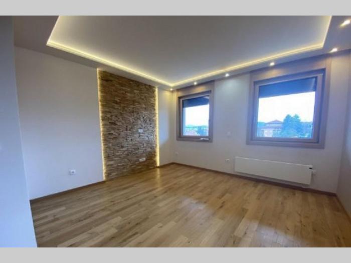 apartmani zlatibor lux besplatni mali oglasi