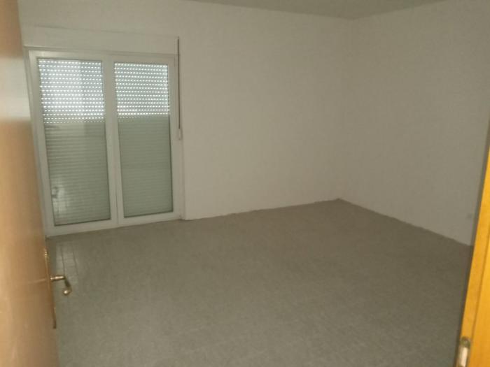 kuča u sutomoru prodaja besplatni mali oglasi