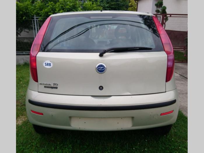 zastava 10 1 2 8v besplatni mali oglasi