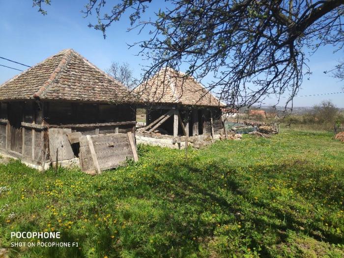 vikend kuća seosko domaćinstvo etno selo boždarevac, barajevo besplatni mali oglasi