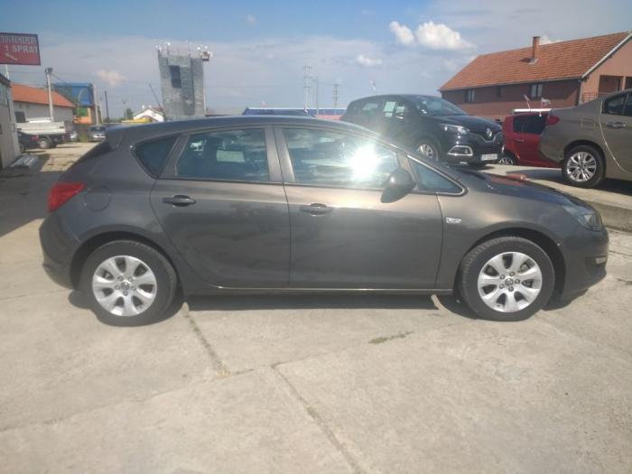 opel astra j 1 7cdti besplatni mali oglasi