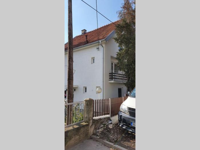 prodajem kuću u kaluđerici besplatni mali oglasi