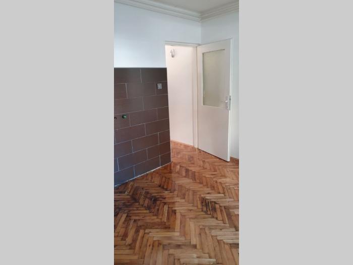 prodajem kuću u kaluđerici besplatni mali oglasi