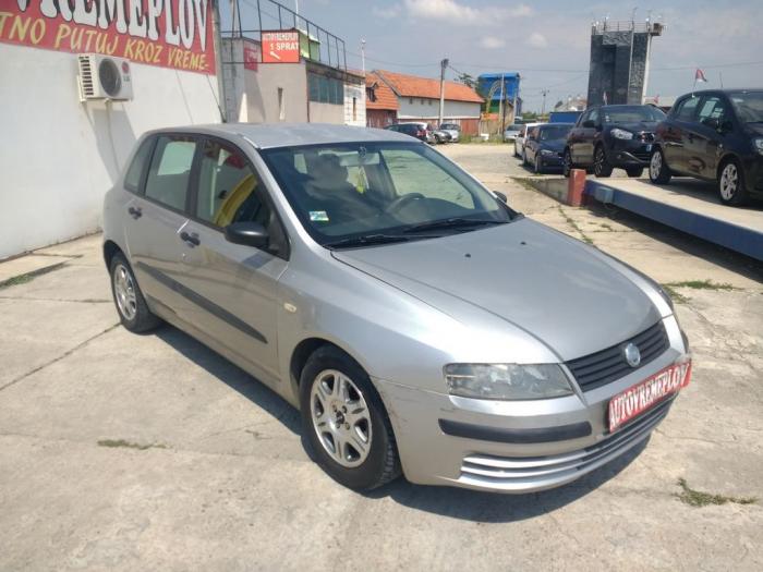 fiat stilo 1 9jtd besplatni mali oglasi