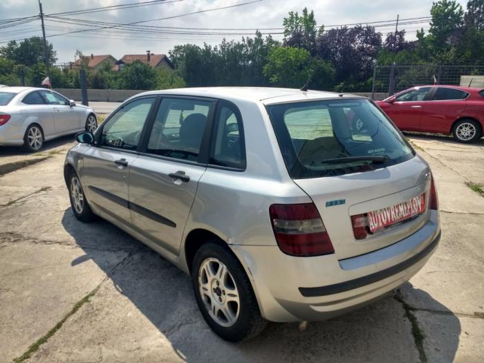 fiat stilo 1 9jtd besplatni mali oglasi