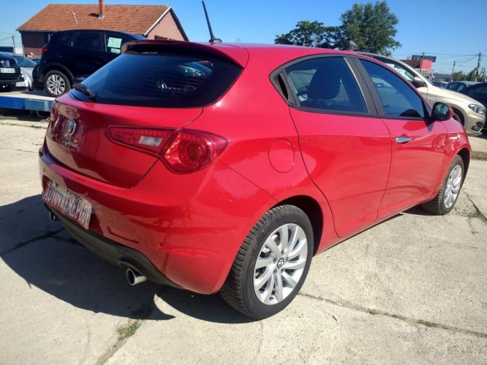 alfa romeo giulietta 2 0jtd besplatni mali oglasi