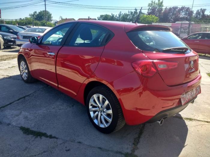 alfa romeo giulietta 2 0jtd besplatni mali oglasi