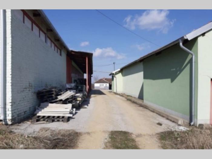 prodajem magacinsko poslovni prostor od 800m2 besplatni mali oglasi