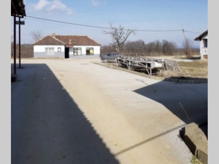 prodajem magacinsko poslovni prostor od 800m2 besplatni mali oglasi