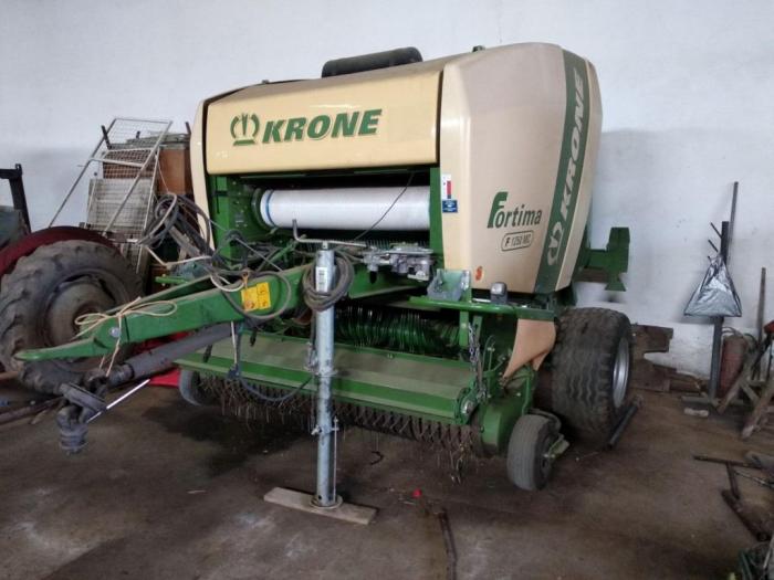 prodajem presu za baliranje slame krone fortima f1250 besplatni mali oglasi