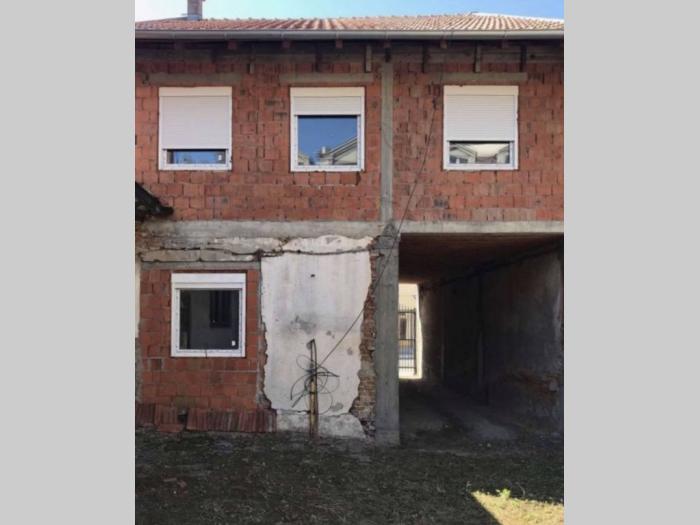 kuća,lokal,stan aranđelovac besplatni mali oglasi