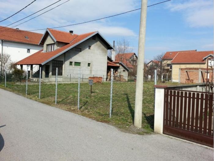 plac borča, centar 1 besplatni mali oglasi