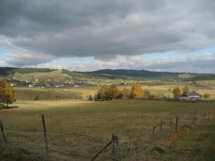 okolina zlatibora, selo semegnjevo 8 ari besplatni mali oglasi