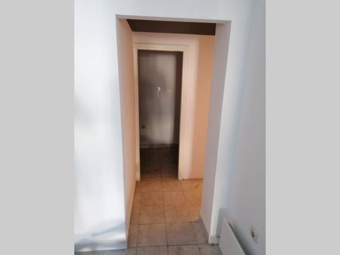 izdajem ulični lokal, 40m2 novi sad besplatni mali oglasi