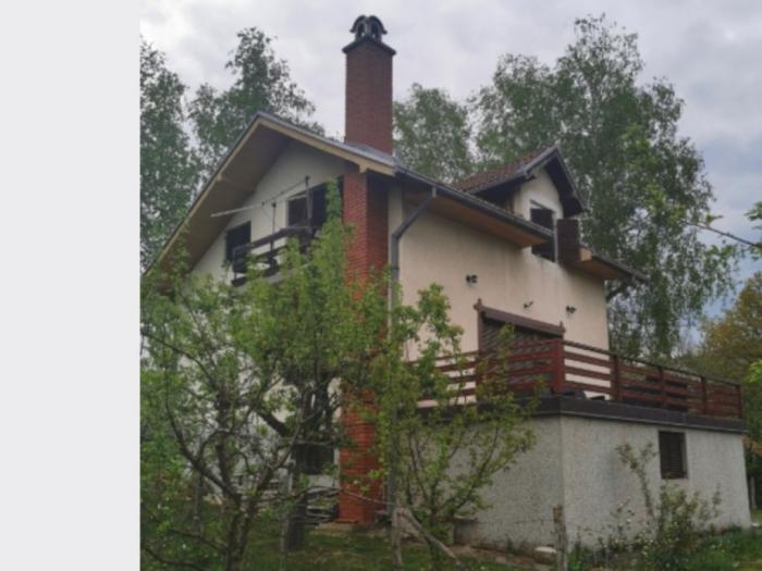 kuća vikendica na kablaru besplatni mali oglasi