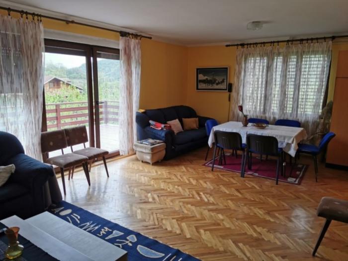 kuća vikendica na kablaru besplatni mali oglasi