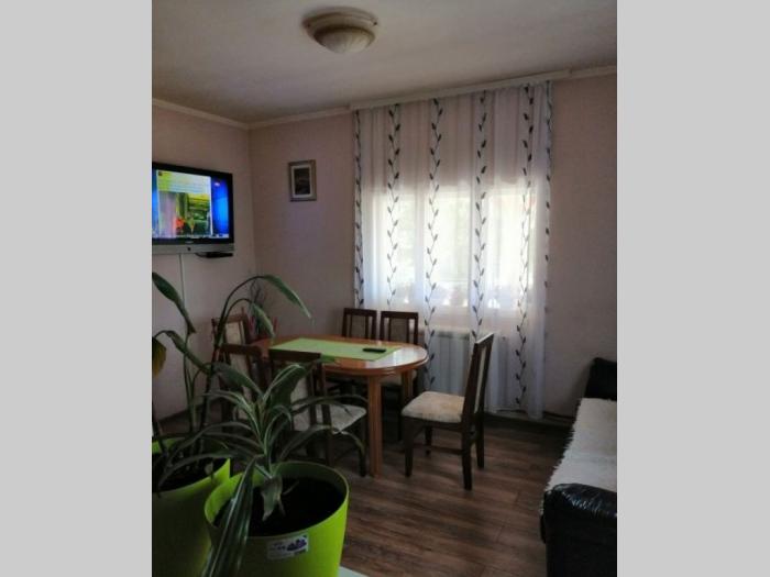dve kuće u bariču, 100m2 i 40m2 besplatni mali oglasi