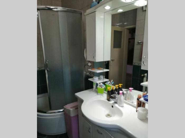 dve kuće u bariču, 100m2 i 40m2 besplatni mali oglasi