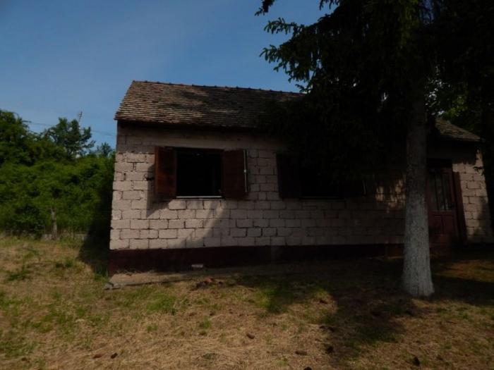 prodajem kuću za odmor u vrdniku besplatni mali oglasi
