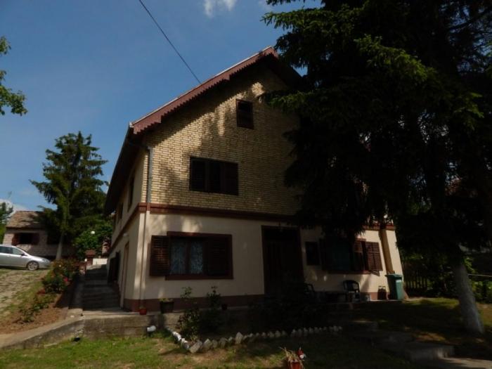 prodajem kuću za odmor u vrdniku besplatni mali oglasi