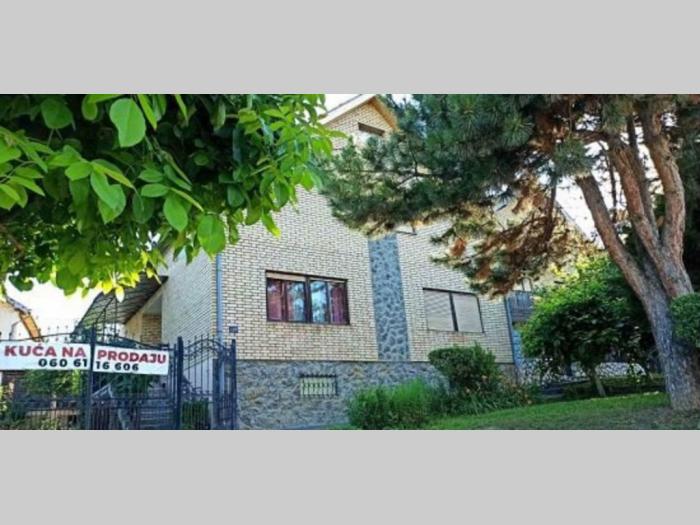 kuća u sremskim karlovcima besplatni mali oglasi