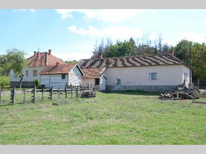 seosko domaćinstvo u selu moravci besplatni mali oglasi