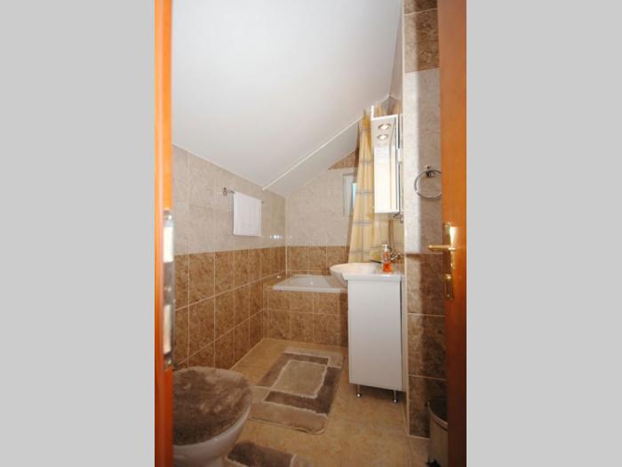 villa ana gornja trepča besplatni mali oglasi