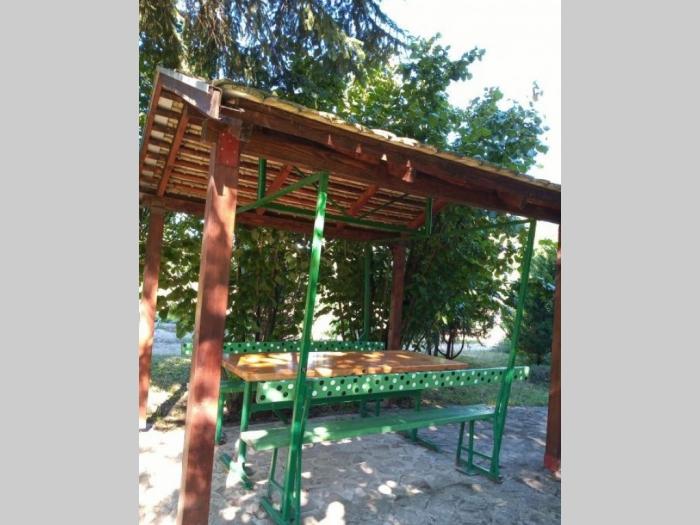 vikendica nadomak dunava, apatin prodaja besplatni mali oglasi