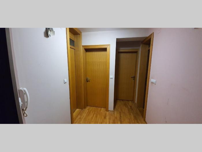 lux trosoban stan 74m2, kruševac besplatni mali oglasi
