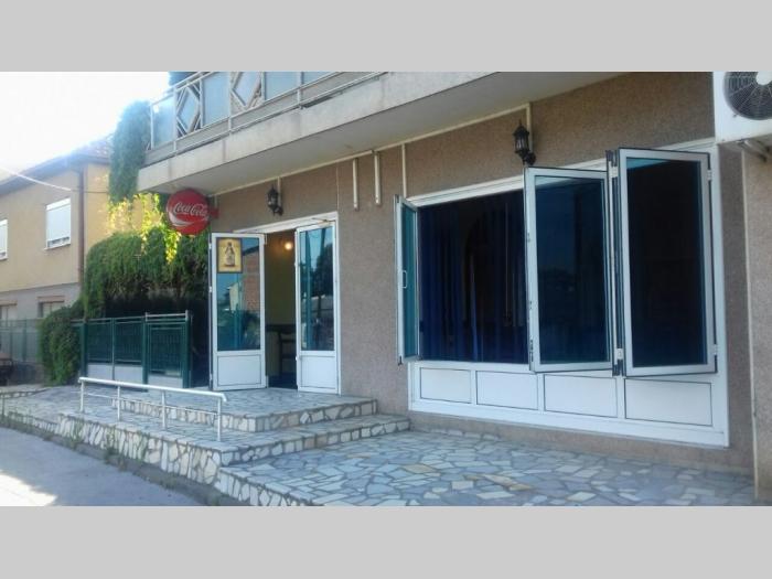 prodajem restoran sa terasom besplatni mali oglasi