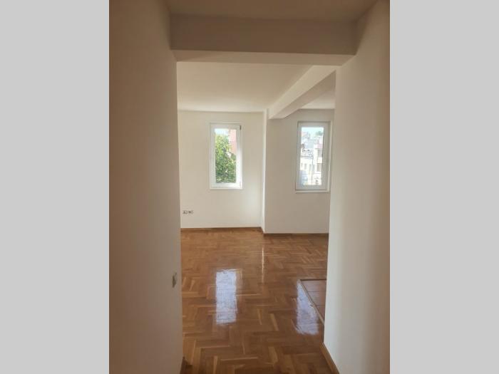 prodajem 2 stana u vrnjačkoj banji besplatni mali oglasi