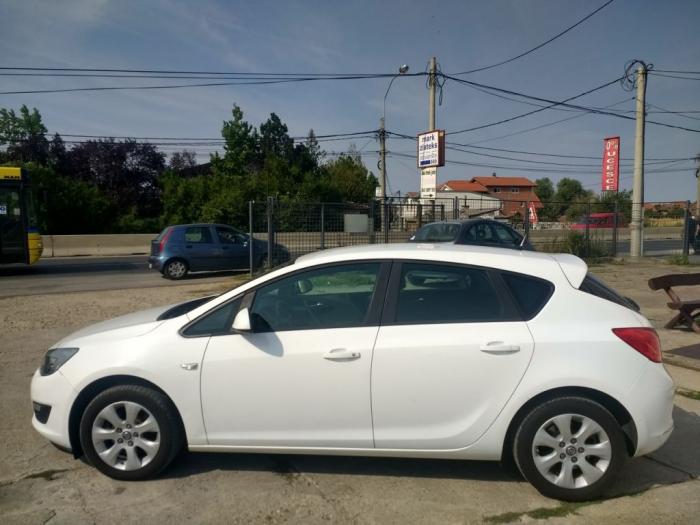 opel astra j 1 7cdti besplatni mali oglasi