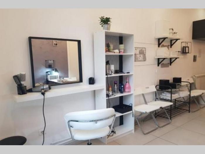 potreban frizer u salonu na vračaru beograd besplatni mali oglasi