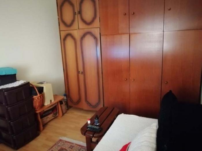 prodajem kuću sa pomoćnim objektom krušedol besplatni mali oglasi