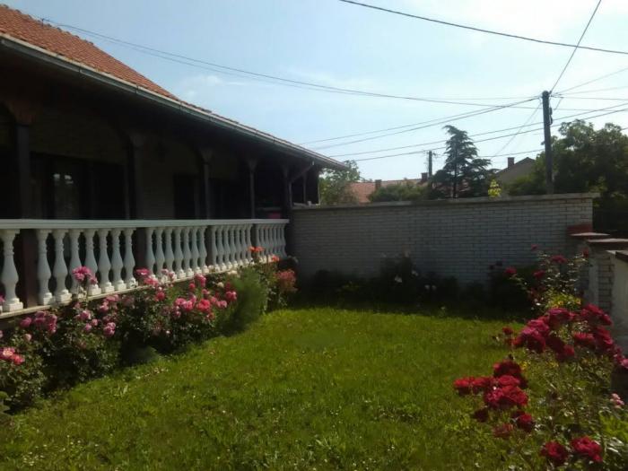kuća na prodaju u aranđelovcu besplatni mali oglasi