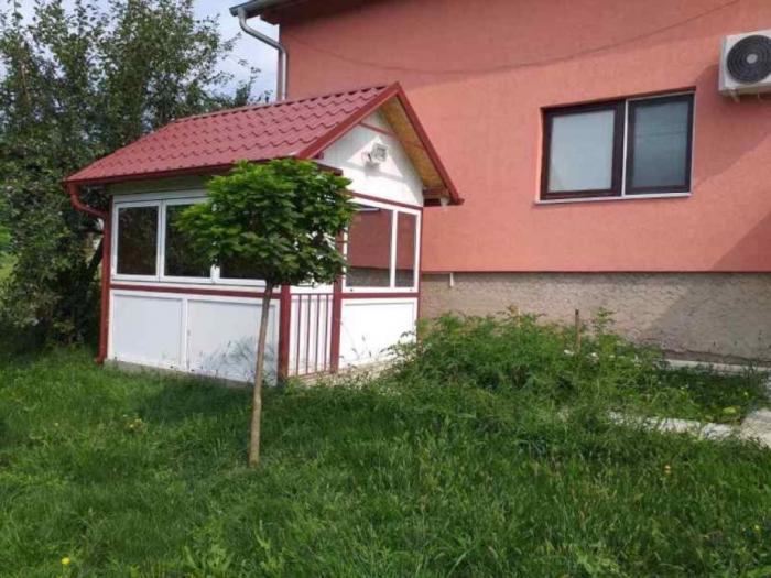 vikendica kragujevac teferic,kuća 115m2,plac 6,7ari besplatni mali oglasi