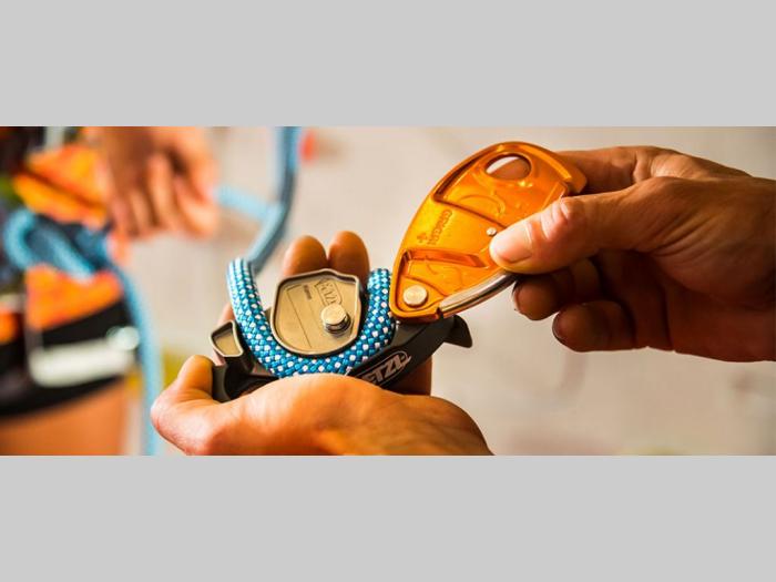 prodaja petzl opreme za penjanje, preko sajta petzlonlineshop rs besplatni mali oglasi
