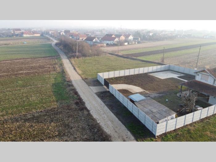 prodajem placeve u boljevcima surčin besplatni mali oglasi