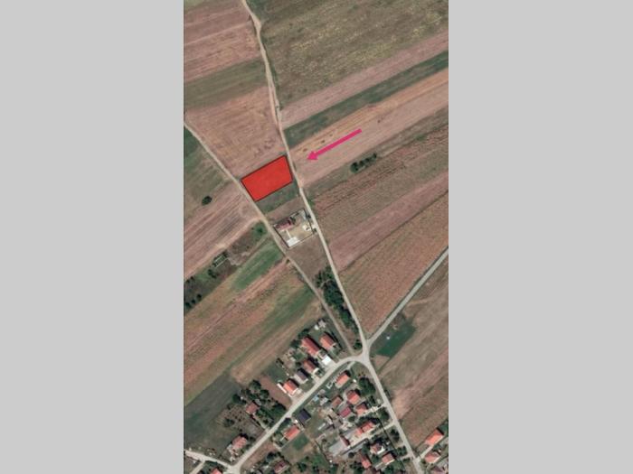 prodajem placeve u boljevcima surčin besplatni mali oglasi