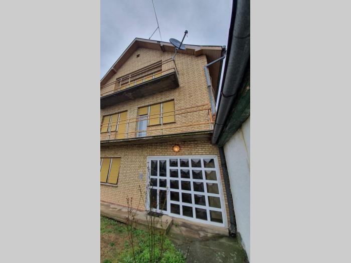 kuća sa poslovnim objektom u inđiji prodaja besplatni mali oglasi