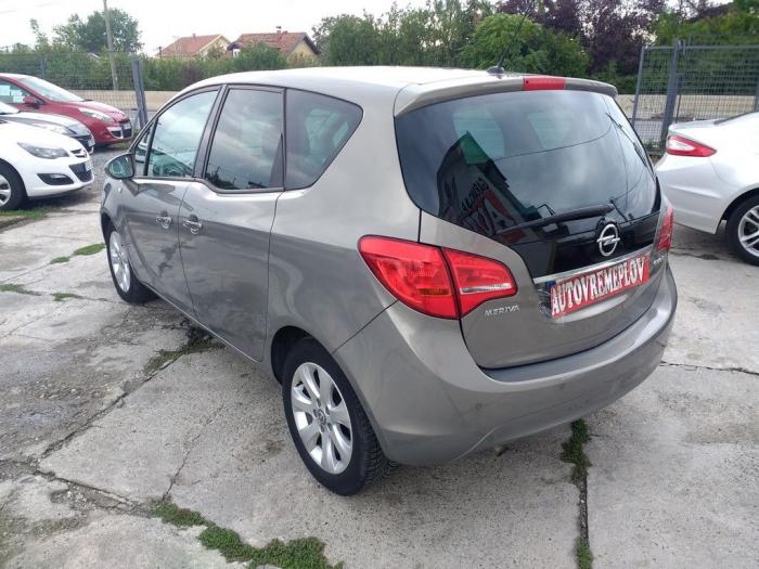 opel meriva 1 3 cdti besplatni mali oglasi