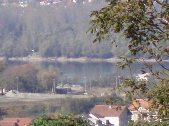 kuča sremskoj kamenici (čardak) besplatni mali oglasi
