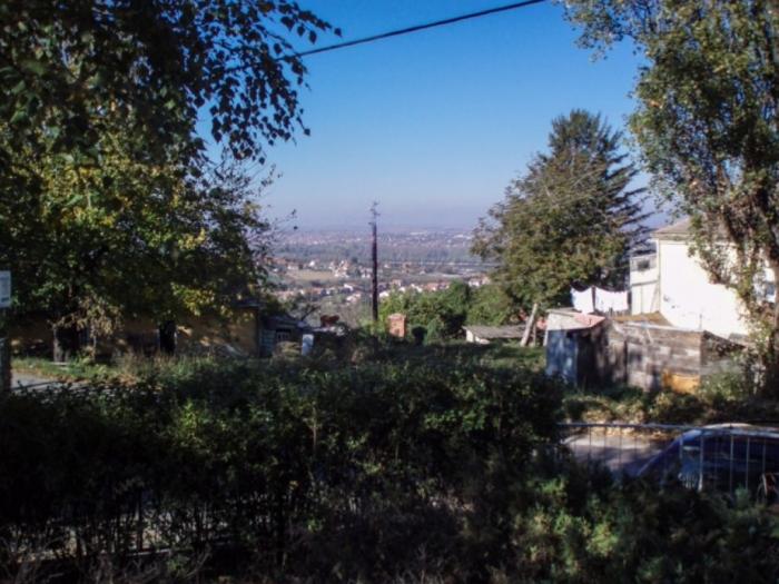 kuča sremskoj kamenici (čardak) besplatni mali oglasi