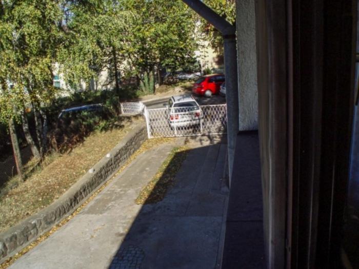 kuča sremskoj kamenici (čardak) besplatni mali oglasi