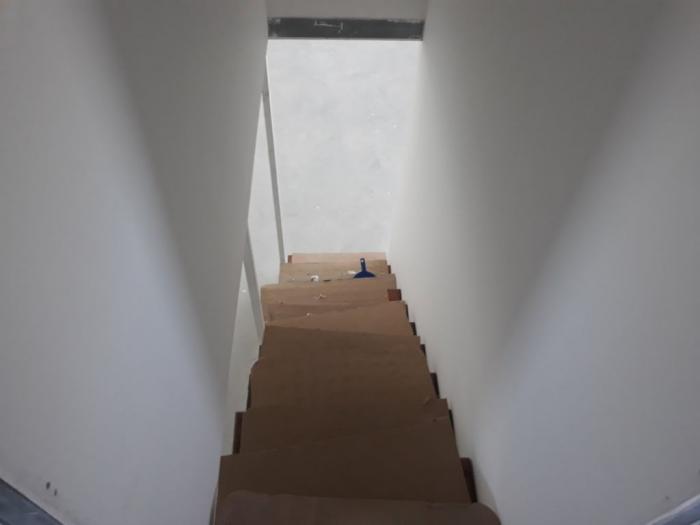 za izdavanje oko 300 m2 sa kancelarijama na 7 ari placa besplatni mali oglasi