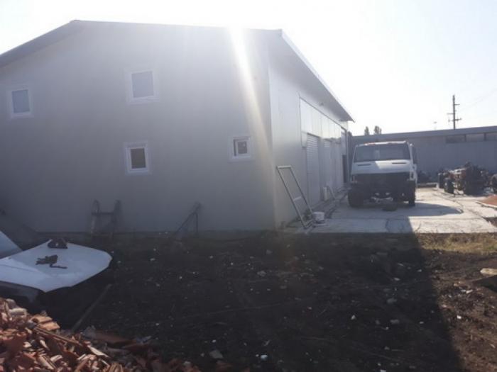 za izdavanje oko 300 m2 sa kancelarijama na 7 ari placa besplatni mali oglasi