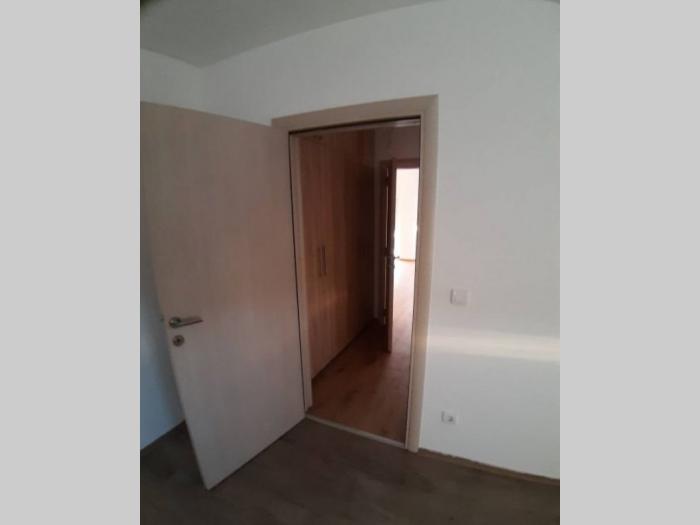 kuća 205m2 u becmenu besplatni mali oglasi